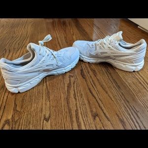 Mens Asics sneakers. Worn once, in great condition & kept in original box